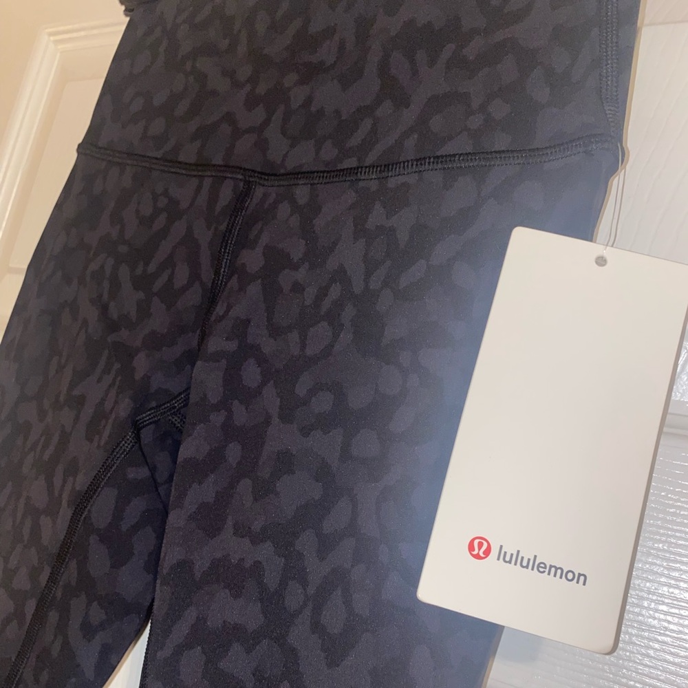 Cheetah Wunder Under Lululemon 28